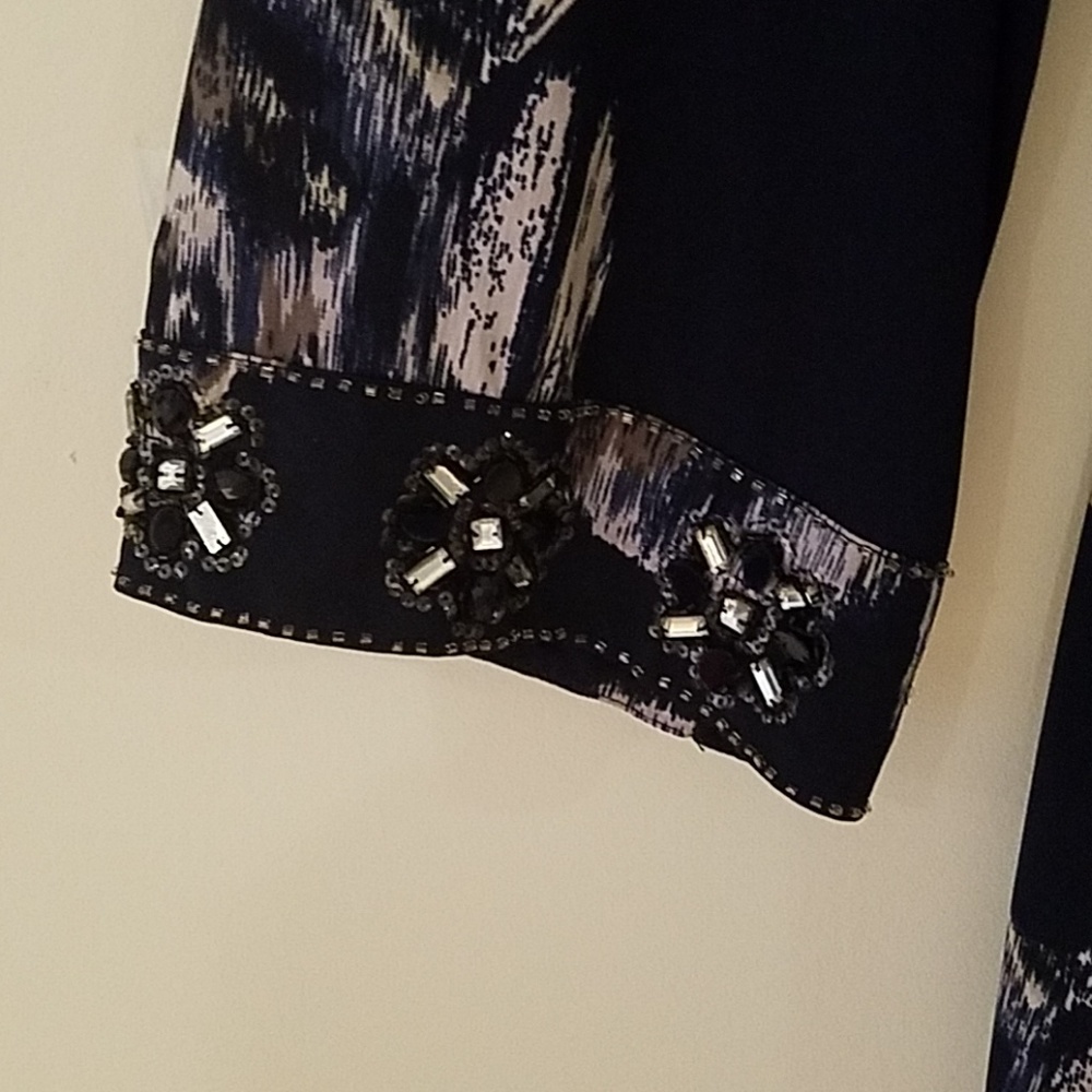 Dress - Picture 3 of 5